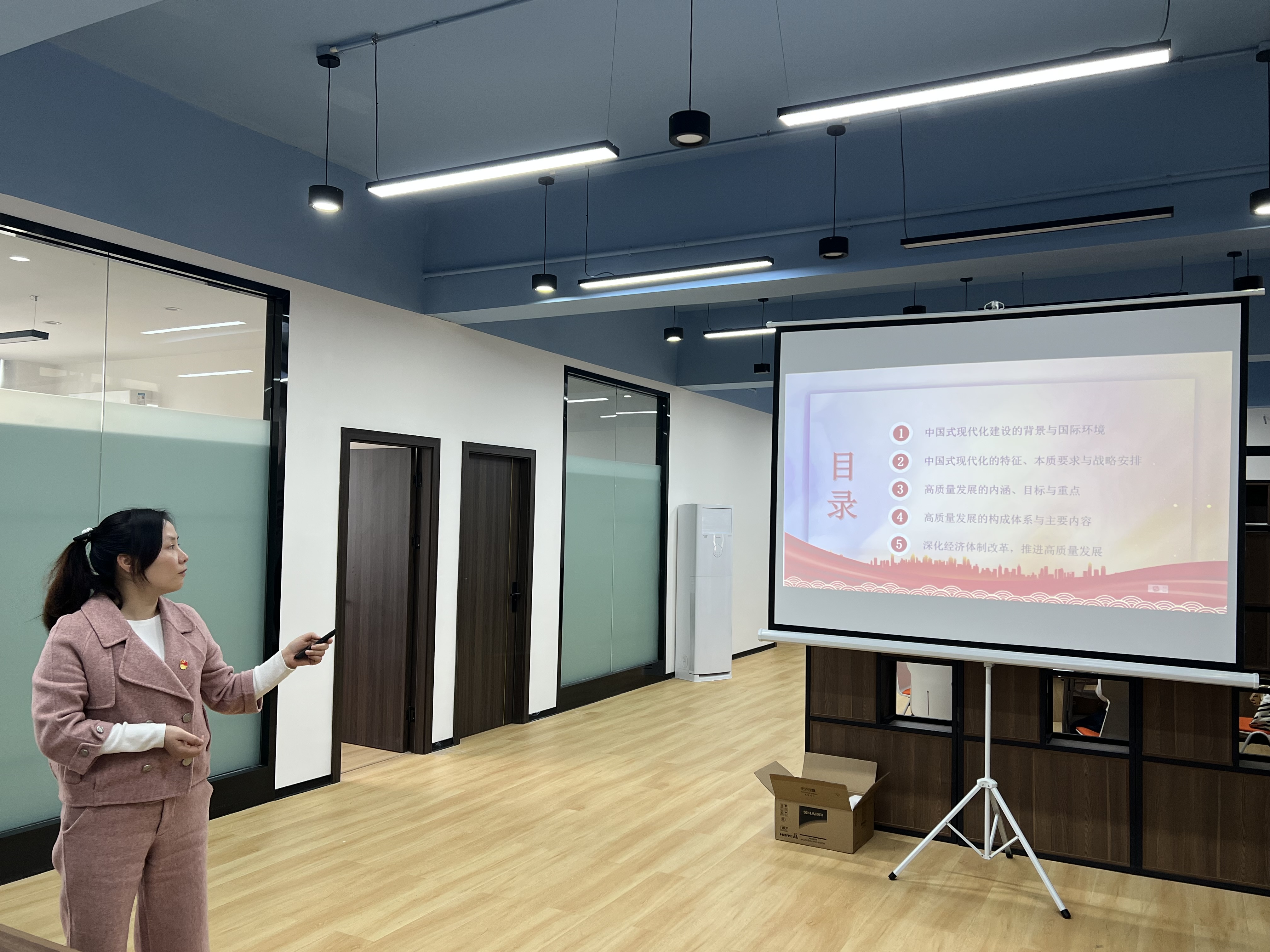 IMG_7566.JPG IMG_7566.JPG